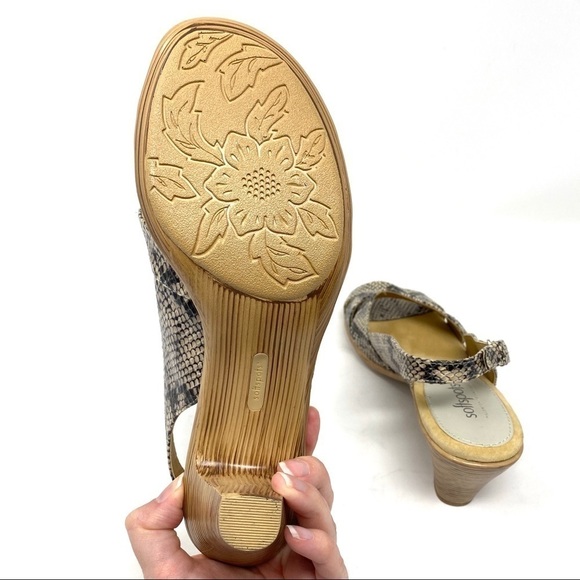 Softspots Neima vanilla snake sandals extra wide - Picture 6 of 8